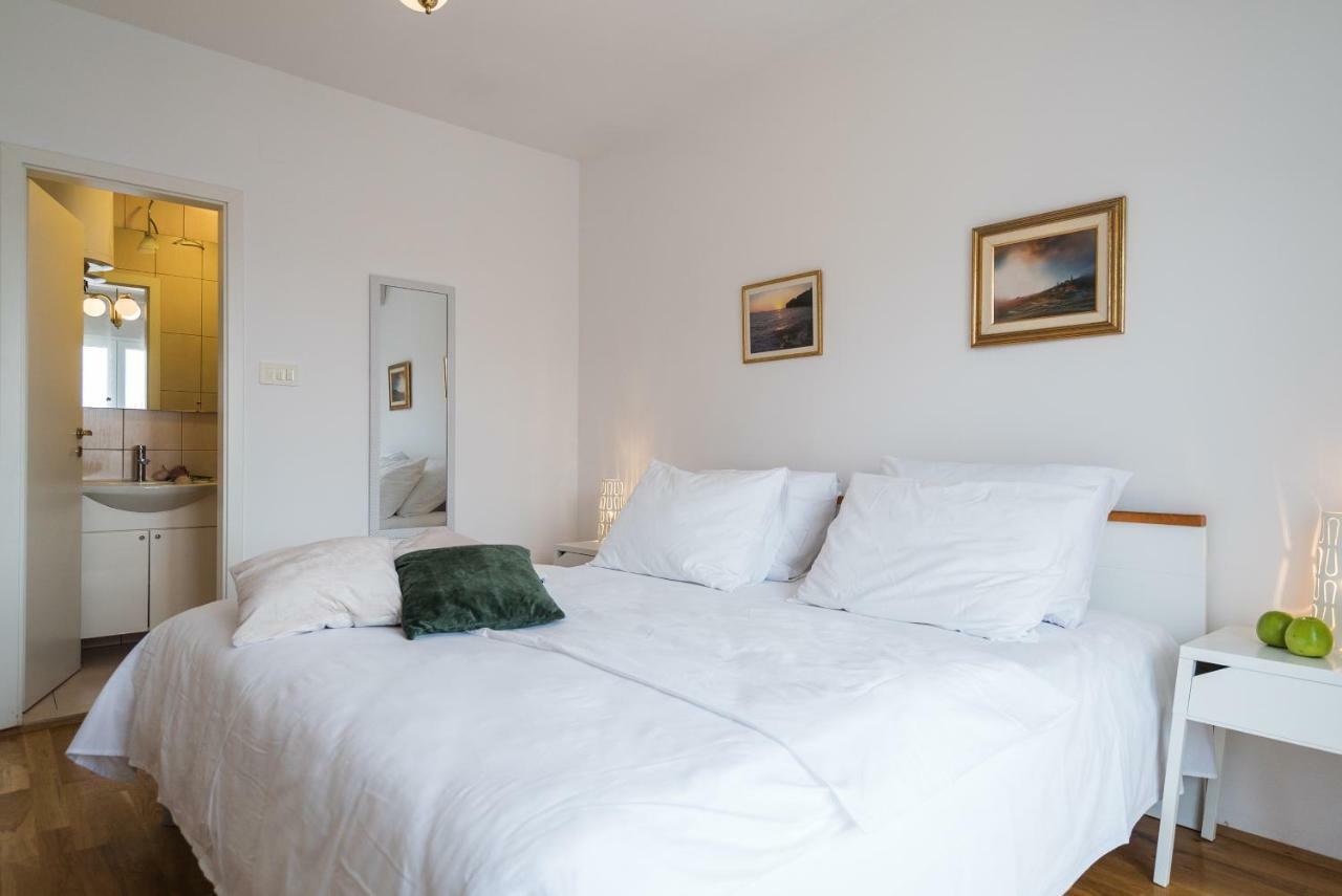 Guest House Lana Σπλιτ Εξωτερικό φωτογραφία